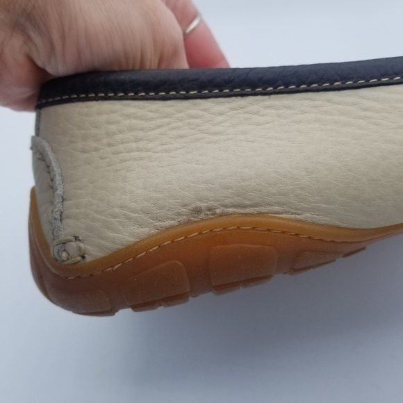 L.L. Bean Pebbled Leather Tan Bow Loafers size 7.5 - Picture 10 of 15